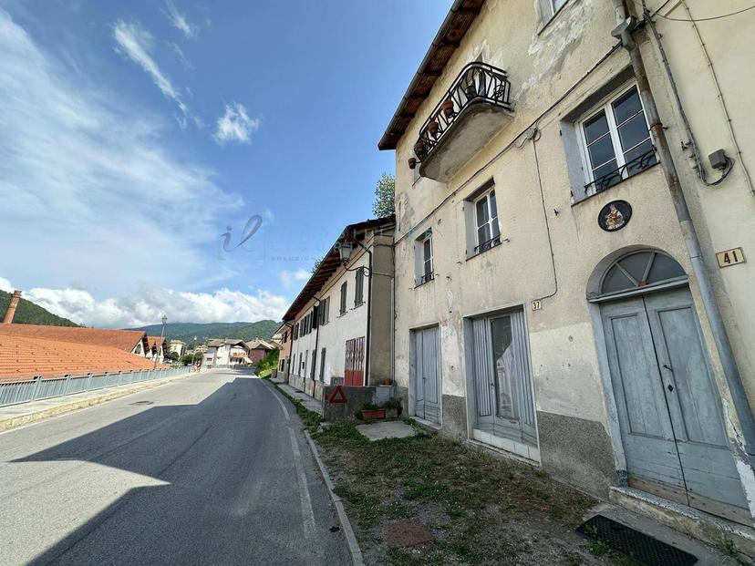 Bilocale in Via Giovanni Battista Pera, Calizzano — foto 3 di 5