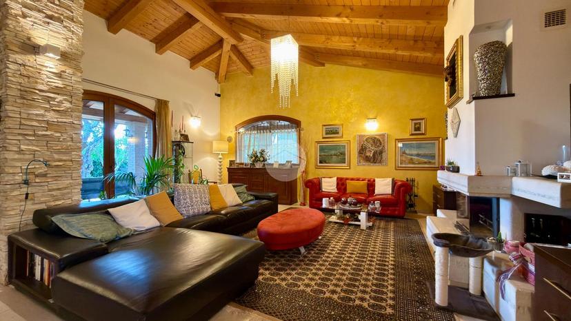 Villa in Via Ca' Raffaelli, Misano Adriatico — foto 2 di 5