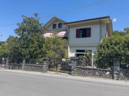 Villa, Minucciano