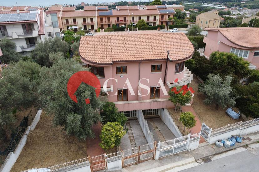 Villa unifamiliare in Contrada Terreforti 65, Sant'Agata di Militello — foto 4 di 5