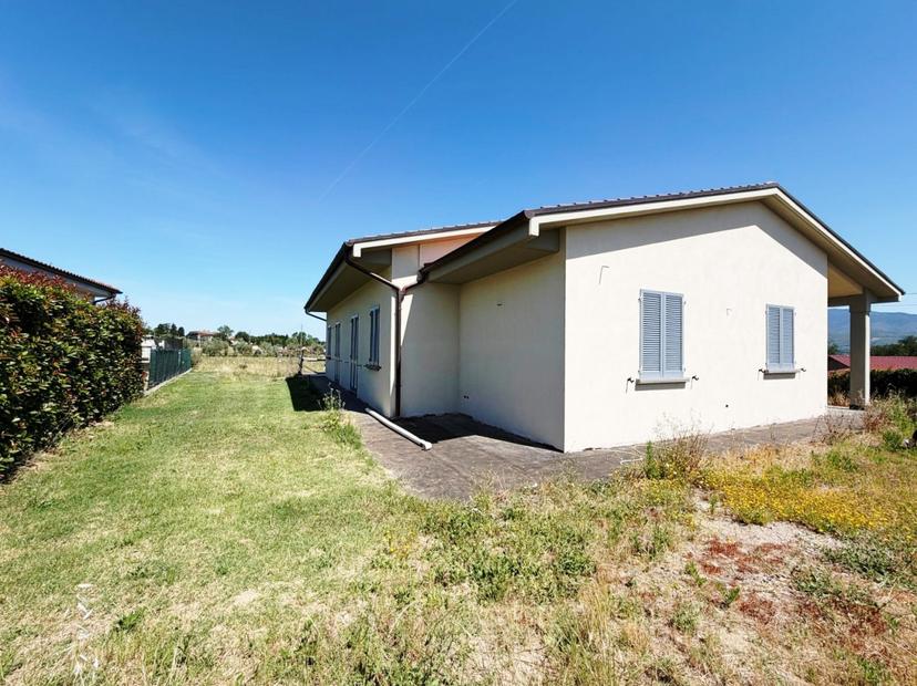 Villa in Castiglion Ubertini, Terranuova Bracciolini — foto 2 di 5
