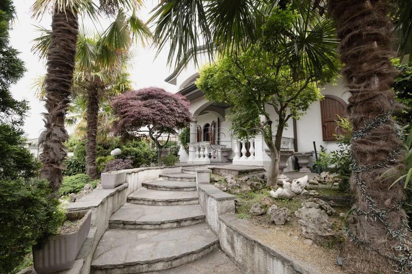 Villa in Via Ruggero Leoncavallo, 13, Lainate — foto 5 di 5