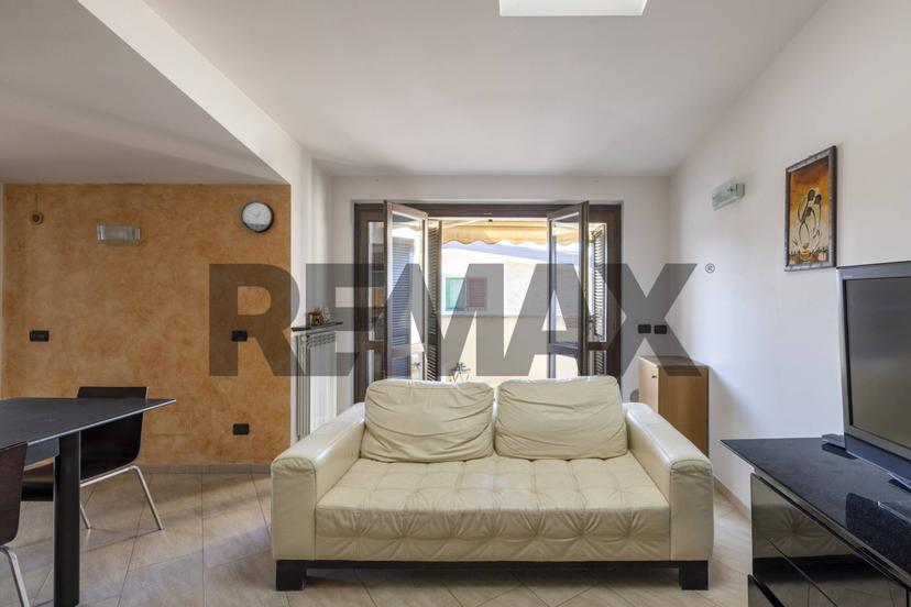 Trilocale in Via Giardino 26, Bovisio-Masciago — foto 5 di 5