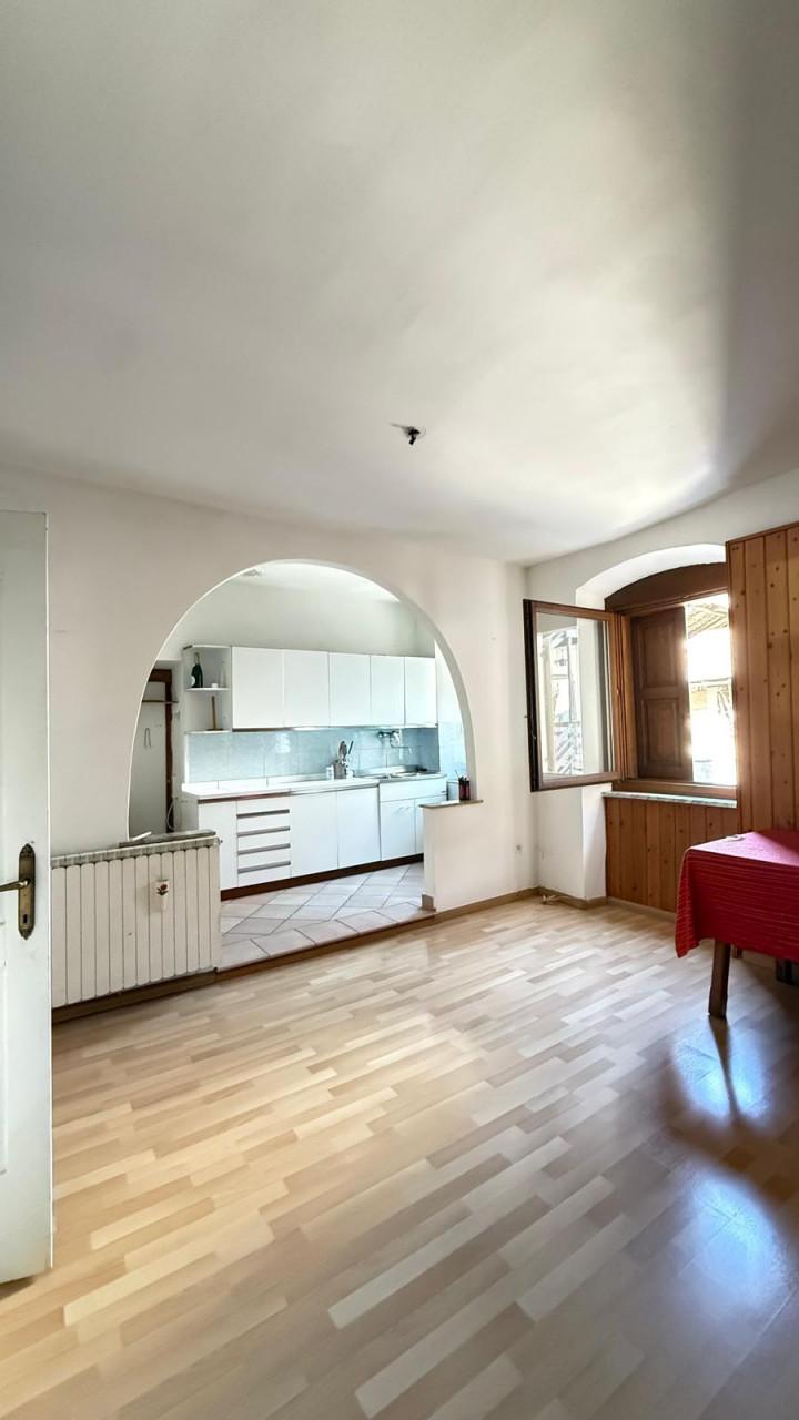 Appartamento in Via della Polla, Caldonazzo — foto 3 di 5