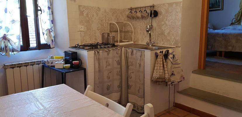Appartamento in Via Barberis Colomba 24, Dolceacqua — foto 2 di 5
