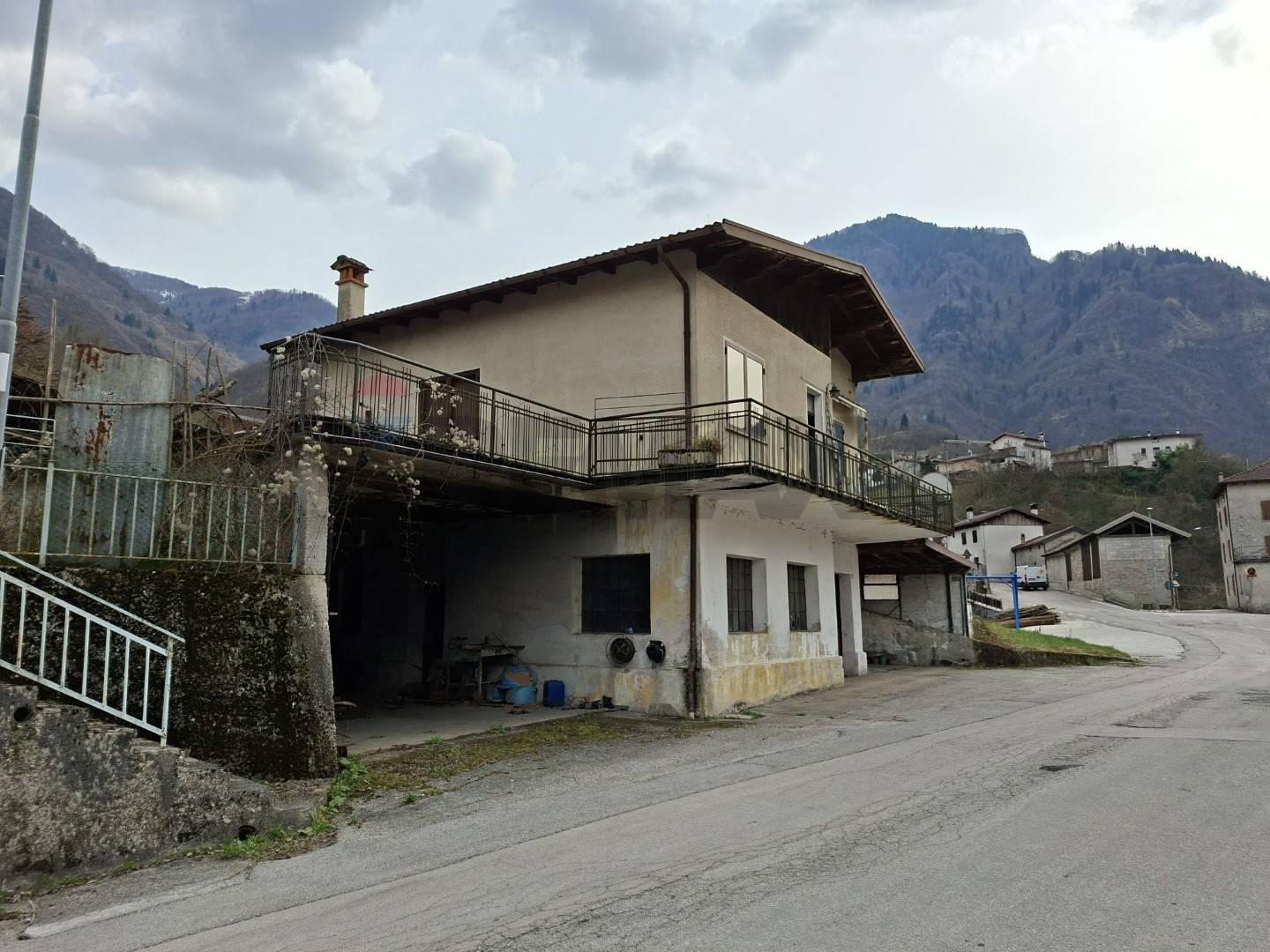 Casa indipendente in Via Marziai 2, Borgo Valbelluna