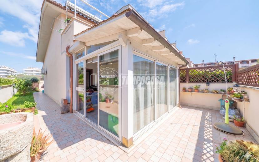 Villa a schiera in Via Londra 4, Ladispoli — foto 2 di 5