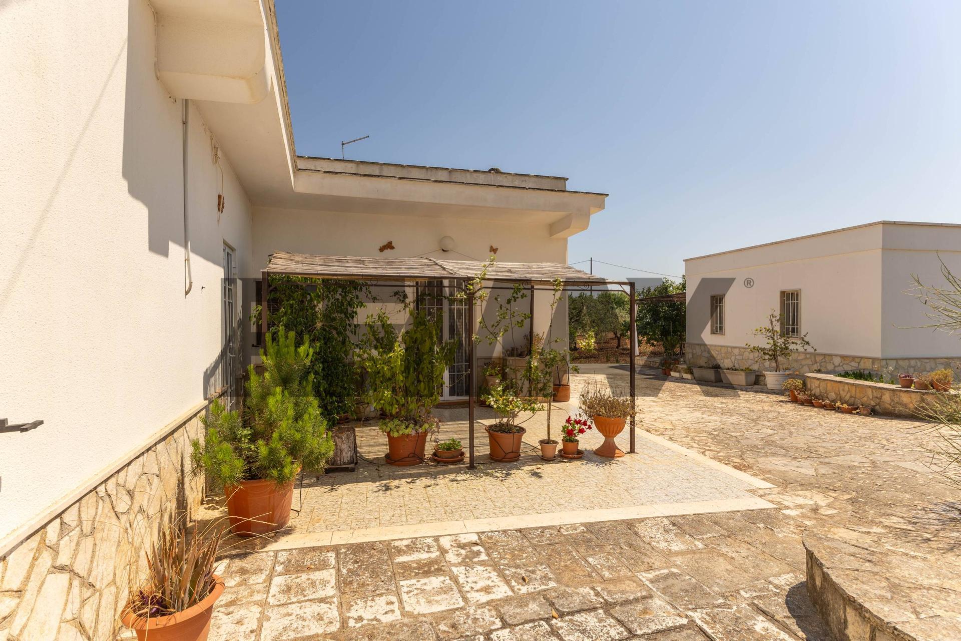 Villa in Contrada Abate Mauro 40, Cisternino