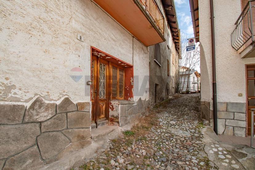Appartamento in Via Bertoletti 8, Vezza d'Oglio