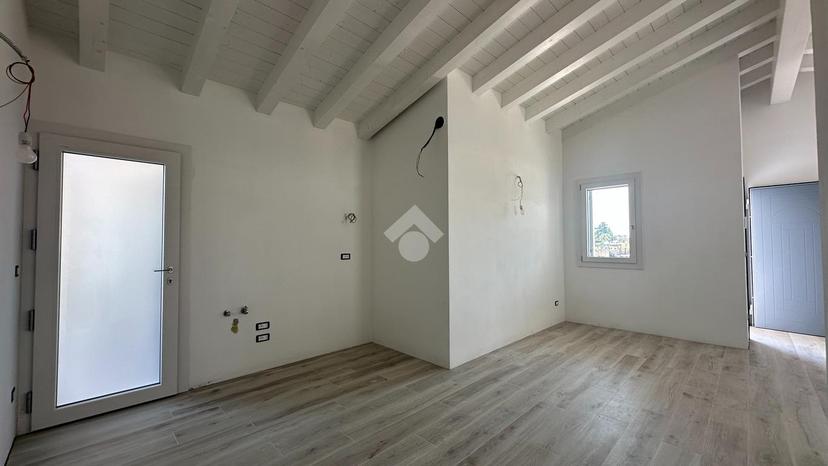 Villa in Strada Regionale 463, Sesto al Reghena — foto 2 di 5