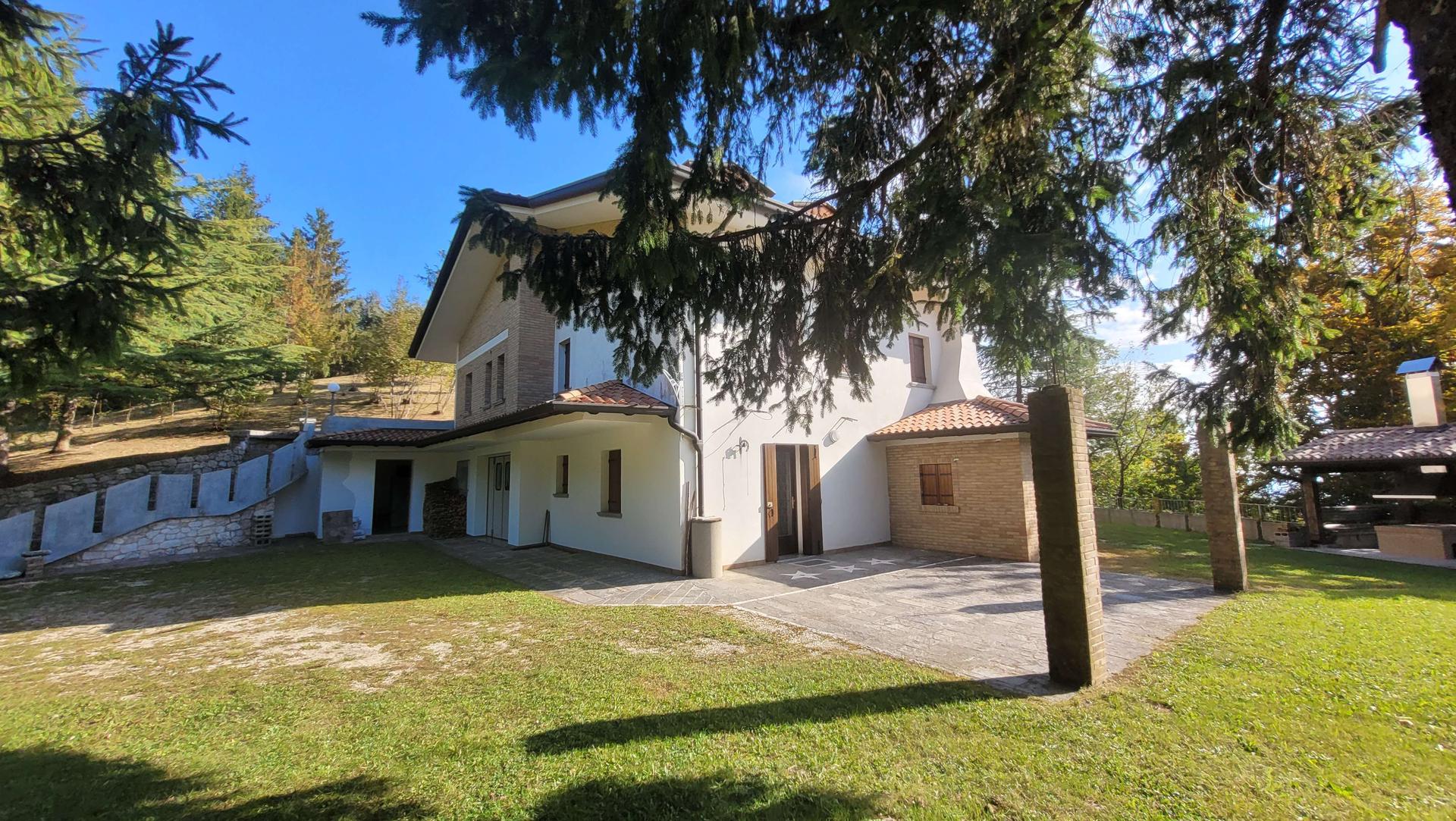 Villa unifamiliare, Caneva