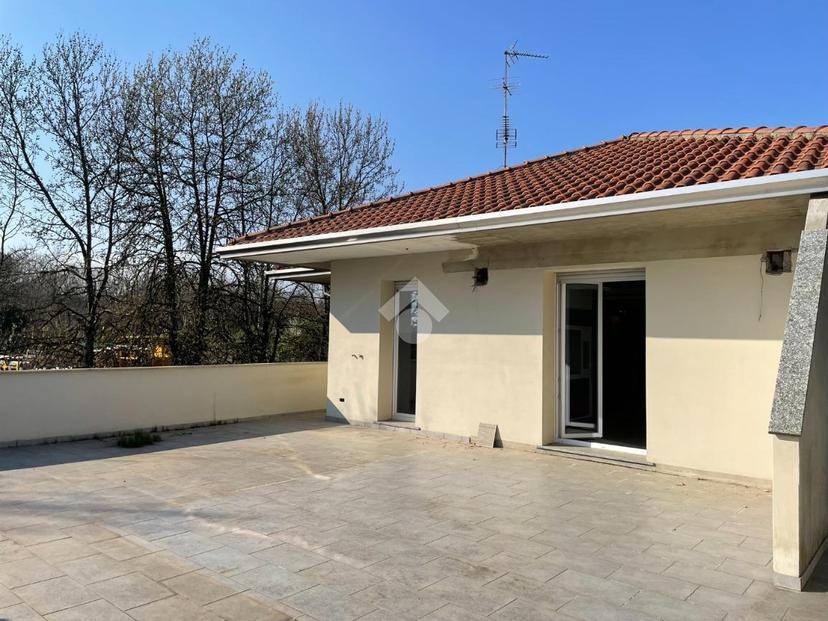 Casa indipendente in Via Novaj 51, Cardano al Campo — foto 5 di 5