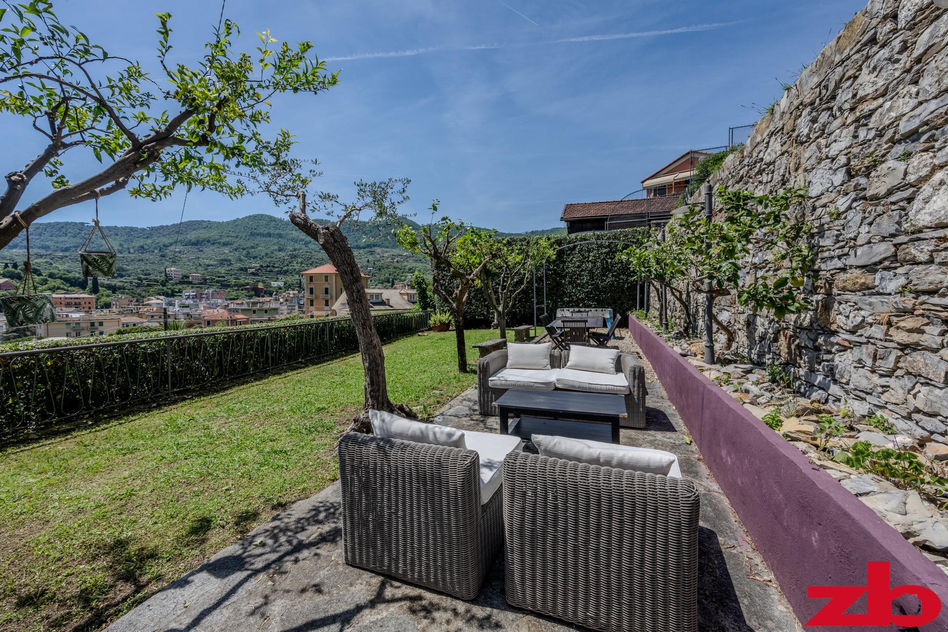 Appartamento in Viale La Torre 21, Santa Margherita Ligure