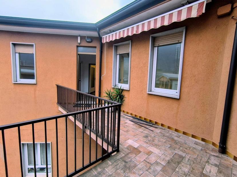 Trilocale in Via Giovanni XXIII 6, Civate — foto 3 di 5