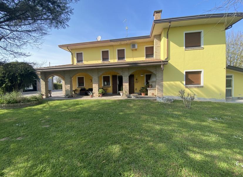 Casa indipendente in Porto Tolle, Via Parri, Porto Tolle — foto 2 di 5