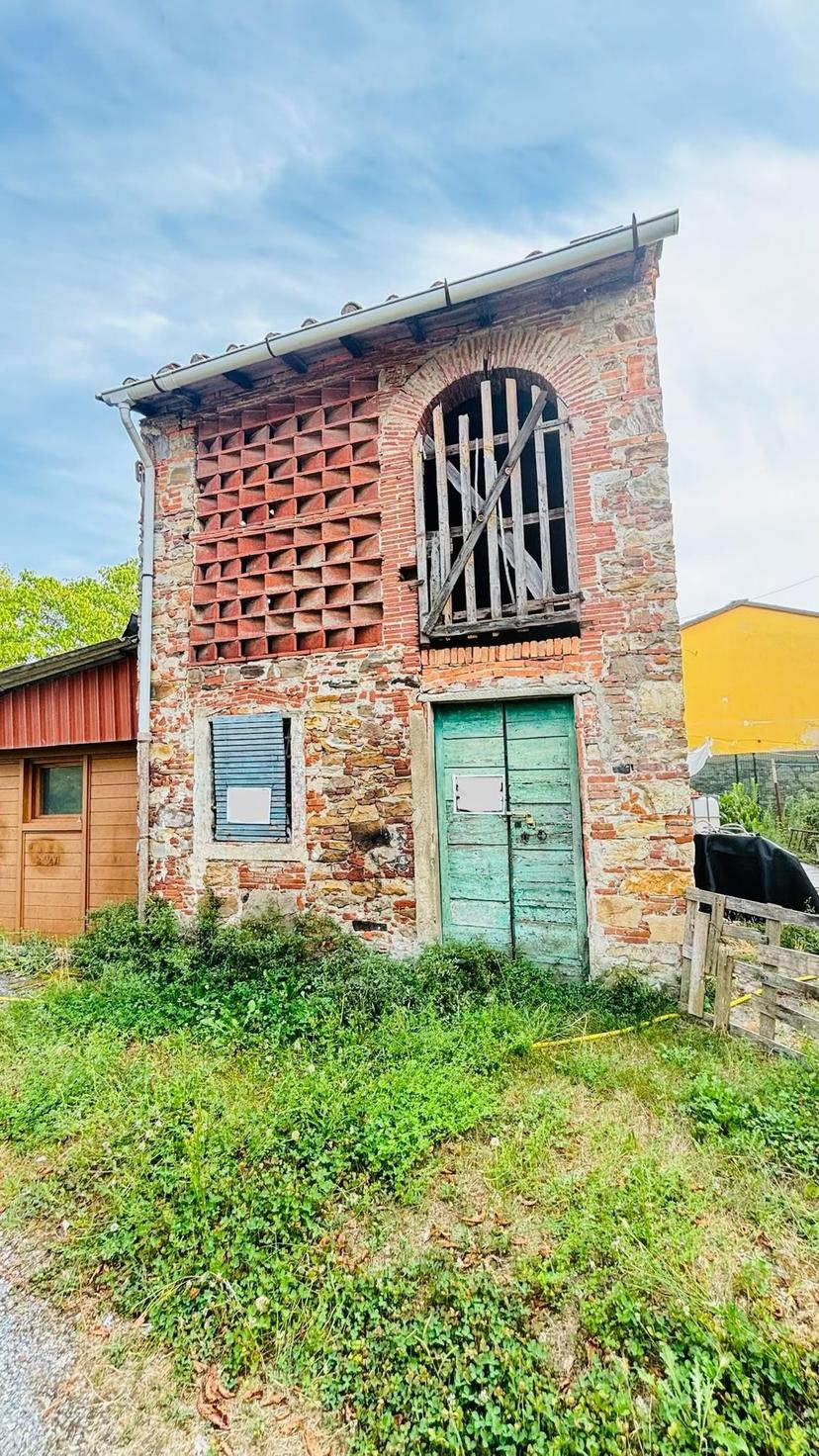 Cascina in Ia Mammini 3, Lucca — foto 4 di 5