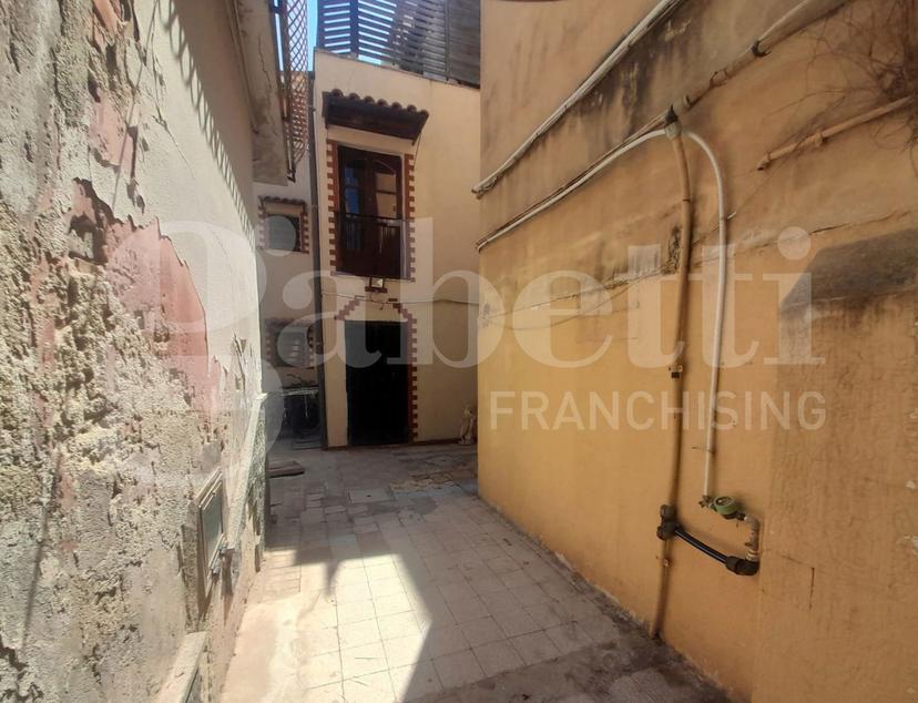 Terratetto unifamiliare in Via Moscuzza  9, Siracusa