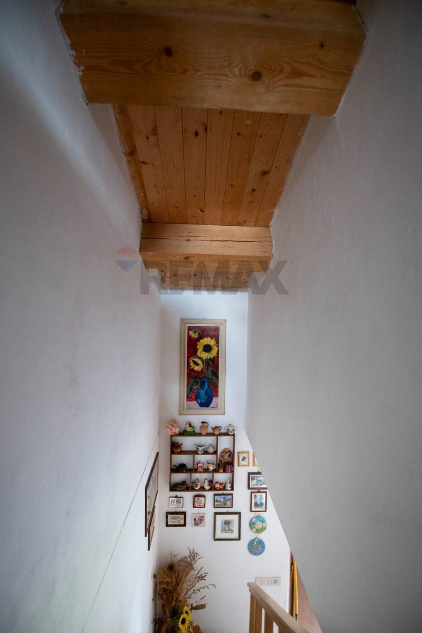 Quadrilocale in Località Santa Croce 18, Arcevia — foto 2 di 5