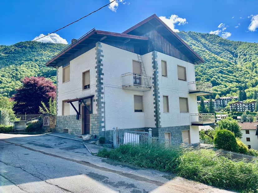 Villa unifamiliare in Via Tartavallino 3, Casargo — foto 2 di 5