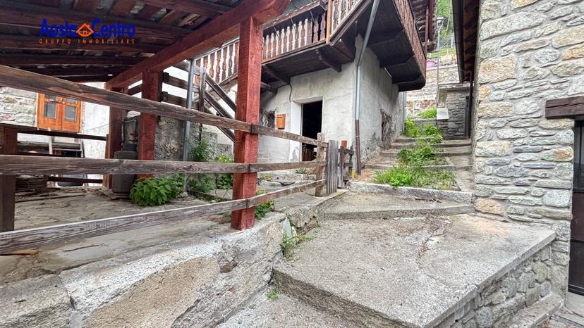 Rustico in Frazione Vernosse, Oyace