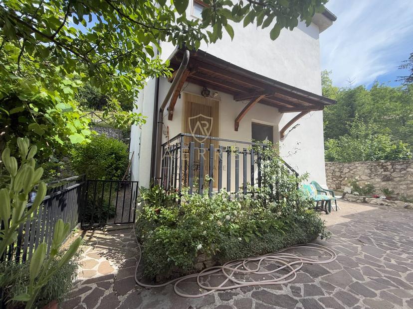 Casa indipendente in Via Roma 179, Sant'Eufemia a Maiella