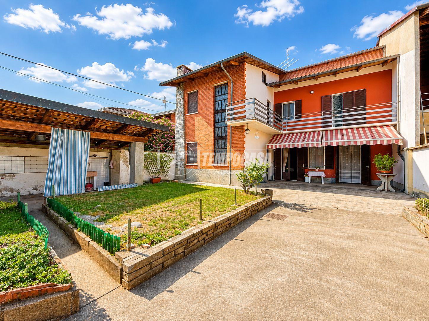 Casa indipendente in Via Isonzo, Caluso