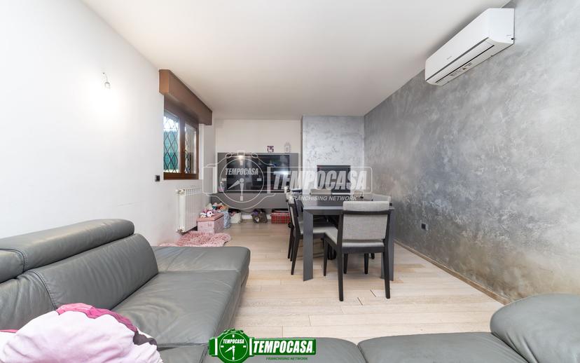 Quadrilocale in Via Oberdan 34/E, Cambiago — foto 2 di 5
