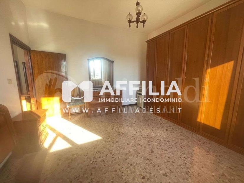Casa indipendente in Via Roma, Jesi — foto 3 di 5