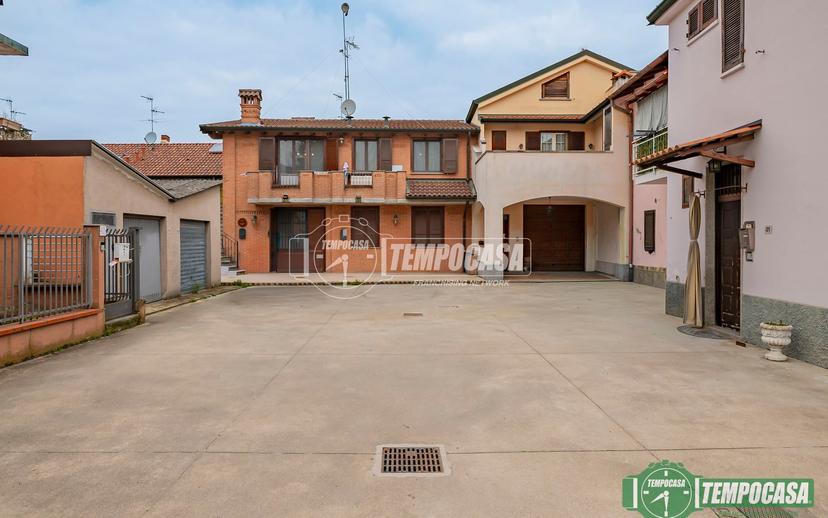 Casa indipendente in Via Papa Giovanni XXIII, Sordio — foto 2 di 4