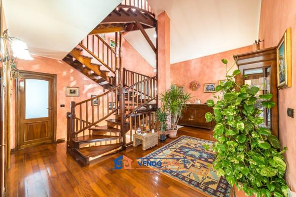 Villa in Strada Crosassa 6, Bra — foto 2 di 5