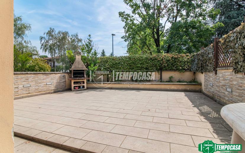 Villa a schiera in Via Monviso, Garbagnate Milanese — foto 2 di 5
