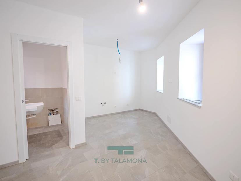 Trilocale, Castelveccana — foto 3 di 5