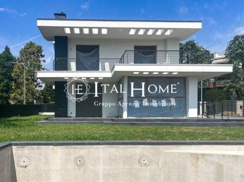 Villa in Via Mandresca, Inverigo — foto 2 di 5