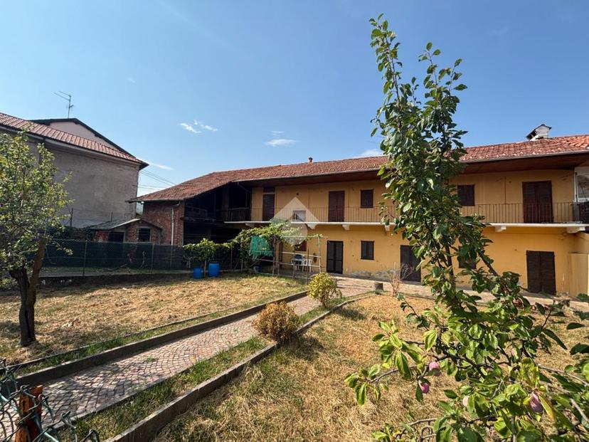 Casa indipendente in Via Vaglio 22, Varallo Pombia — foto 4 di 5