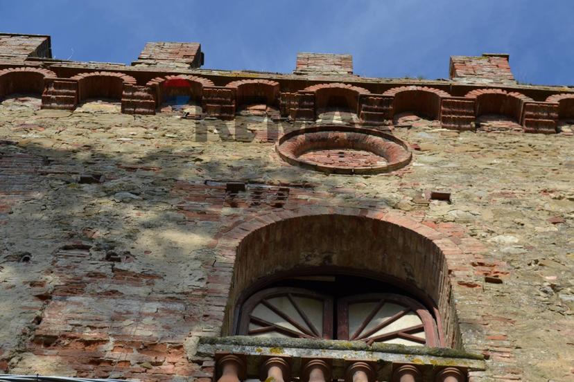 Castello in Via Capitan Goro Snc, Bucine — foto 5 di 5