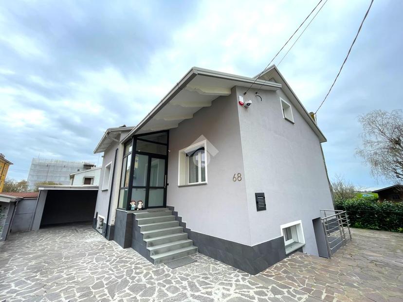 Villa in Strada Provinciale Busseto 68, Fontevivo — foto 2 di 5