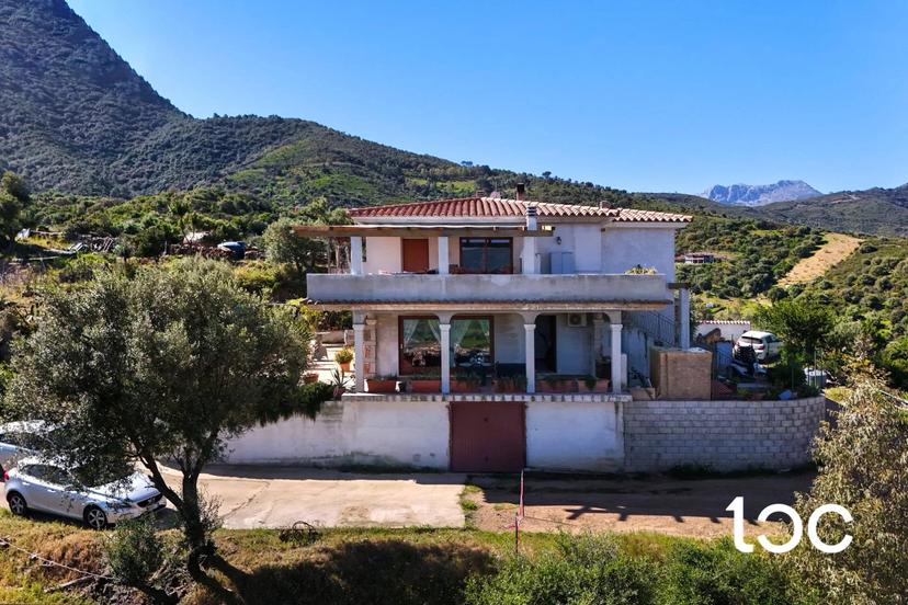 Villa, Torpè — foto 2 di 5