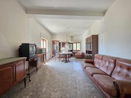 Casa indipendente in Via Cisterna 27, Limatola