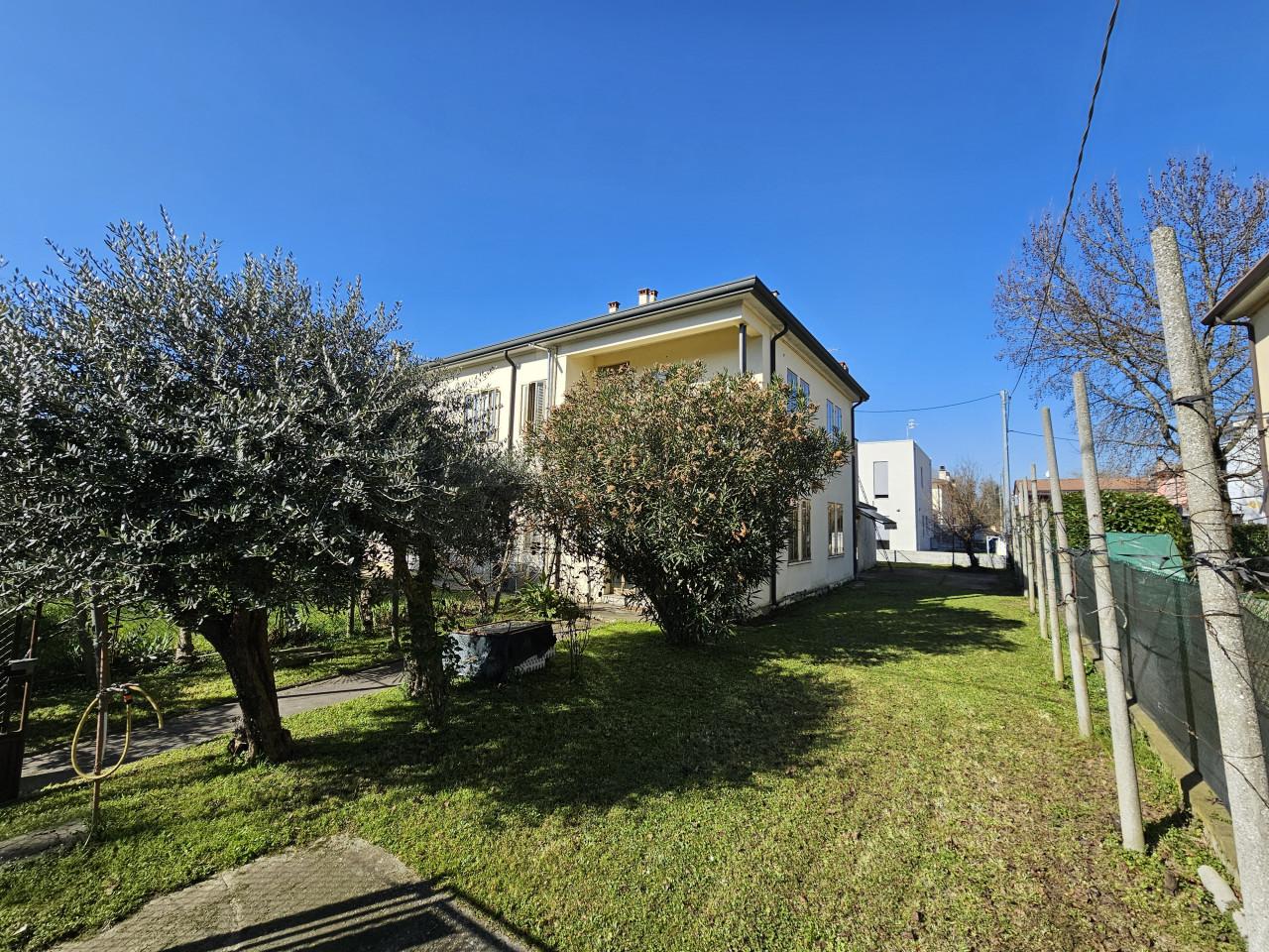 Villa in Via Prà, Este
