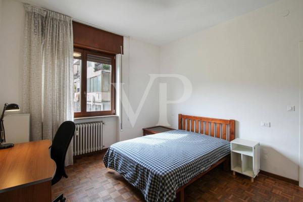 Stanza in appartamento in Via Arzignano, Vicenza
