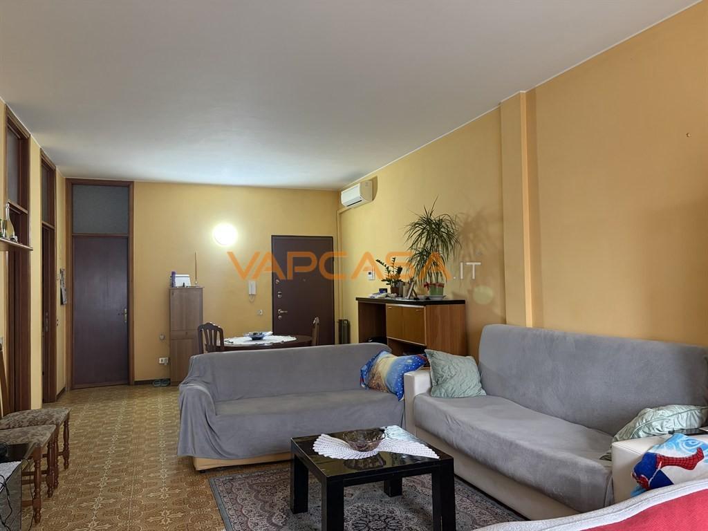 Trilocale in Via Verdi, Covo