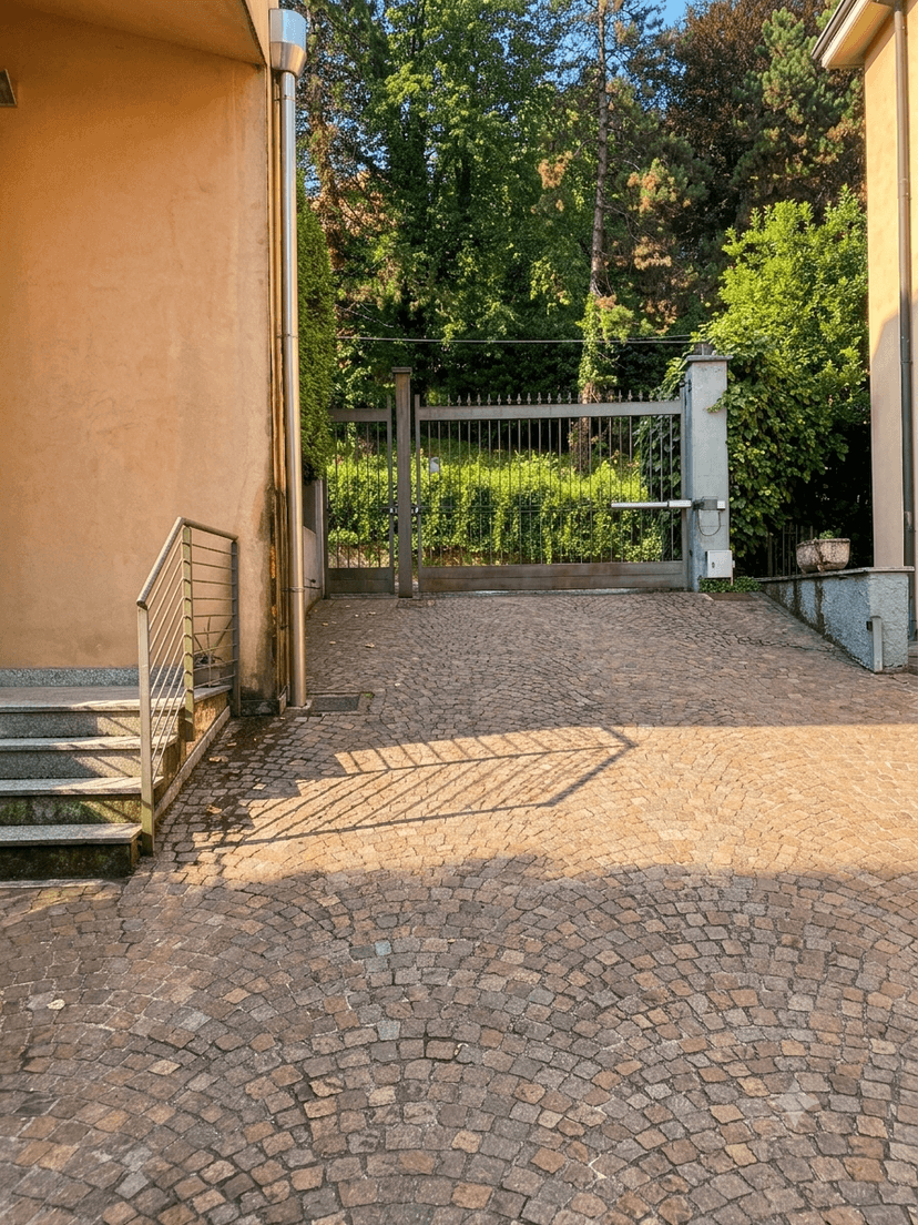 Villa a schiera in Via Carso 52, Como — foto 4 di 5