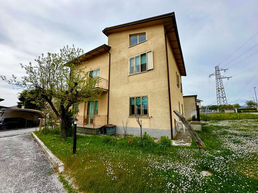Casa indipendente in Nucleo Palazzo Ceccoli, Gualdo Tadino — foto 5 di 5