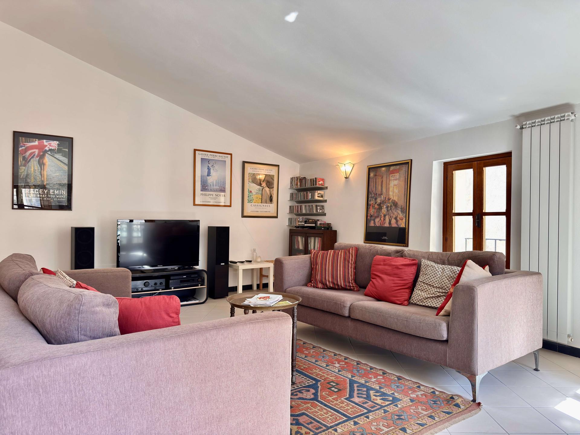 Casa indipendente in Vico Limbo 1, Pieve di Teco