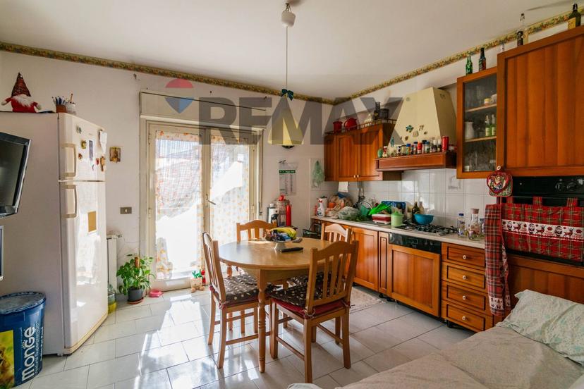 Trilocale in Via Nuova 45, Valverde — foto 5 di 5
