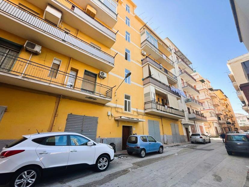 Quadrilocale in Via Armando Diaz 13, Porto Empedocle — foto 2 di 5
