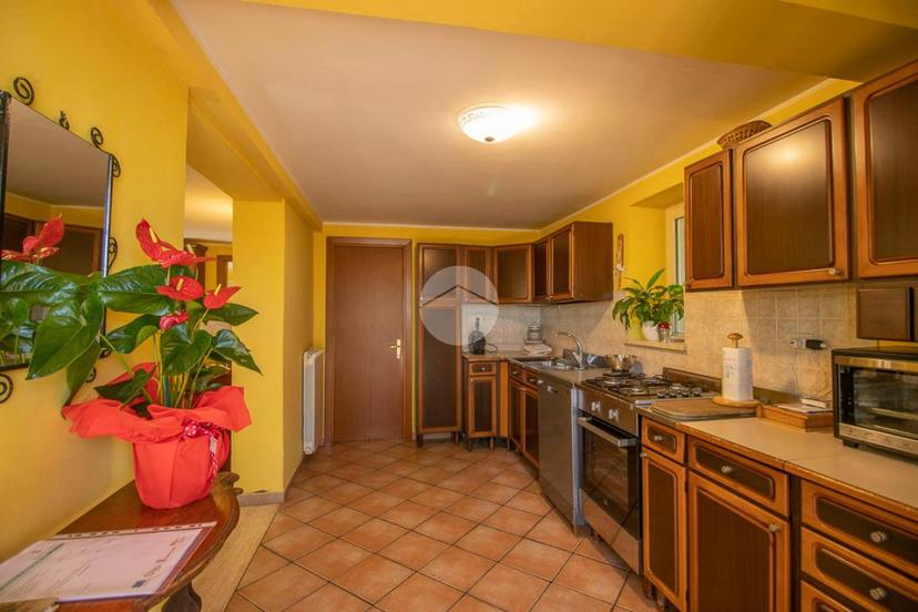 Casa indipendente in Santa Maria della Neve, Calvi dell'Umbria — foto 5 di 5