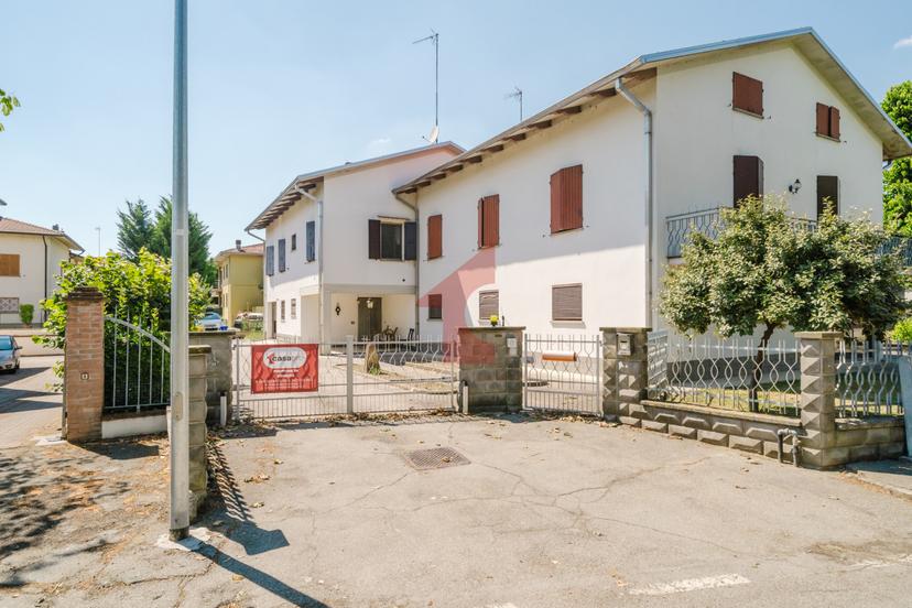 Casa indipendente in Via Moro 13, Fontanellato