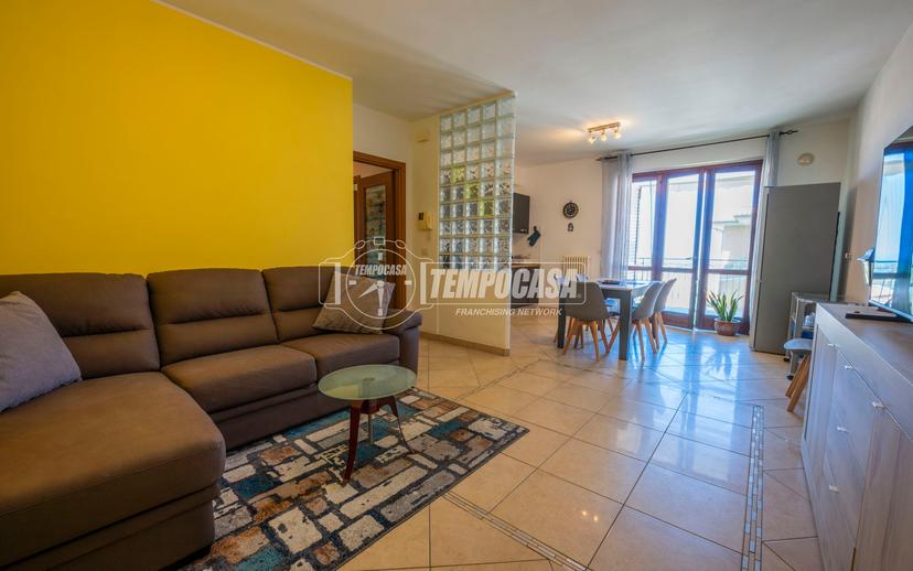 Quadrilocale in Via Giovanni Falcone 15, Acquaviva Picena — foto 2 di 5