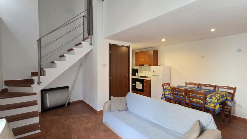 Casa indipendente in Via Belvedere 9, Basicò — foto 2 di 5